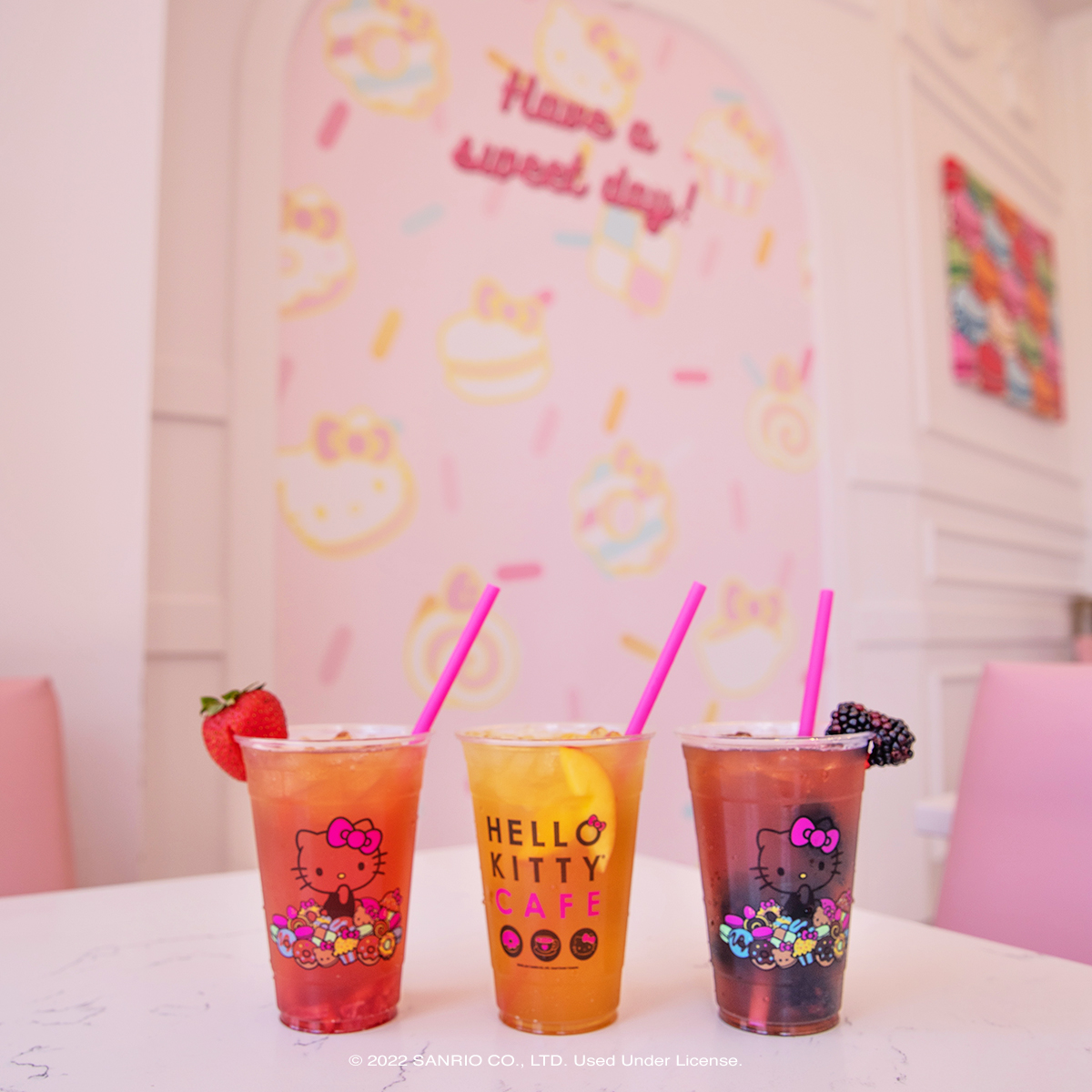Strawberry, peach, or blackberry? It's a tea-rrific day to enjoy a yummy fruit tea 🍵💞 

P.S. Did you know you can add popping boba to any iced tea? Available only at the #HelloKittyGrandCafe✨