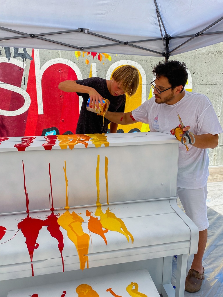 shineNYC's tweet photo. Some *Summer Moments* at The Shine Studio 🏠🌞, where we have turned nearly everything into an art project 🎨🖼🤪. https://t.co/CuNfl8xWVL