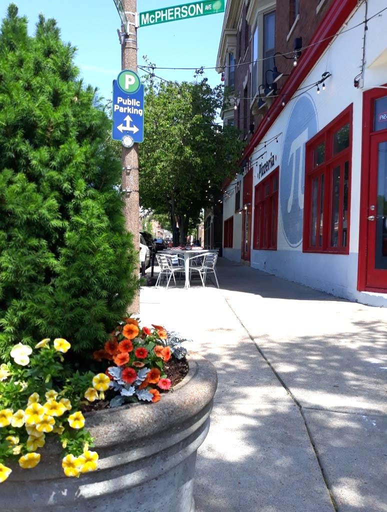 The dog days of summer have ended and pretty soon we will have lovely fall weather knockin' on our doors. The outdoor dining area at Pi CWE is perfect for pints and pizza. Isn't that what patios were made for?!