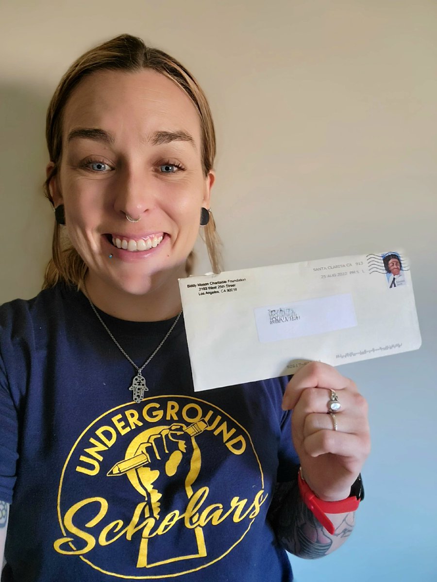 Tampicotaryn's tweet photo. I'm honored to have been awarded a @biddy_mason scholarship. They are a spectacular organization that supports former foster youth in their pursuit of education &amp; have been an incredible resource and source of encouragement for me since 2018. Thank you for always rooting for me! https://t.co/GPCUCtOplz