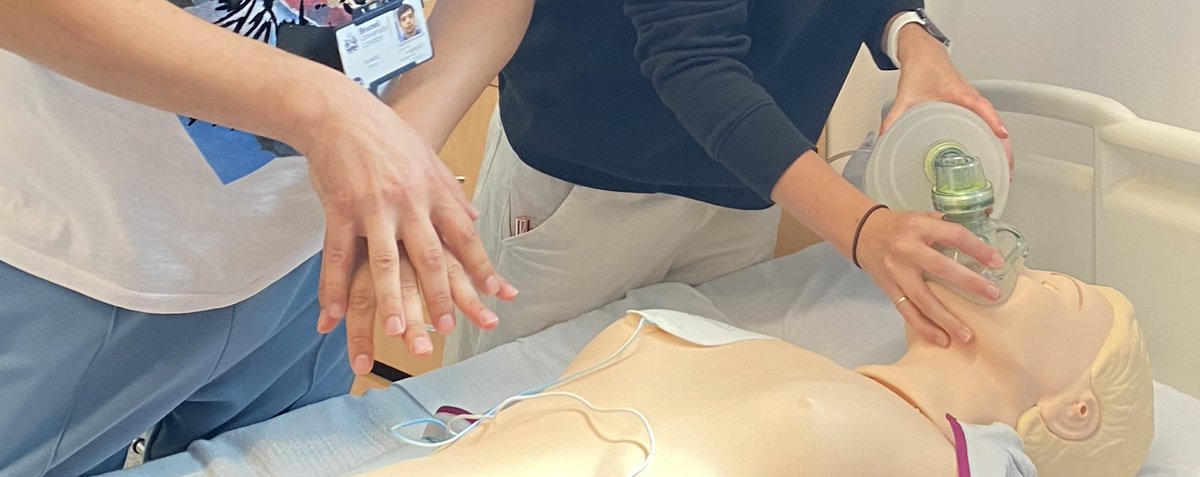SaIL_at_Brunel's tweet photo. Reflecting and sharing in the #debrief after the #CPR #simulation revisit with our #Apprentice #NursingAssociate participants at todays ward based #simulation session @Bruneluni @brunelstudents @ASPiHUK @AspihTechSig #TMIH #Nursing #Student https://t.co/XufWFtqSlt
