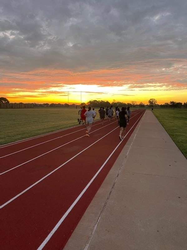 PatriotsTMS's tweet photo. Early morning Cross Country at TMS. Beautiful sunrise and weather. “Let’s go Patriots”!!!! https://t.co/IP0wX0TpER