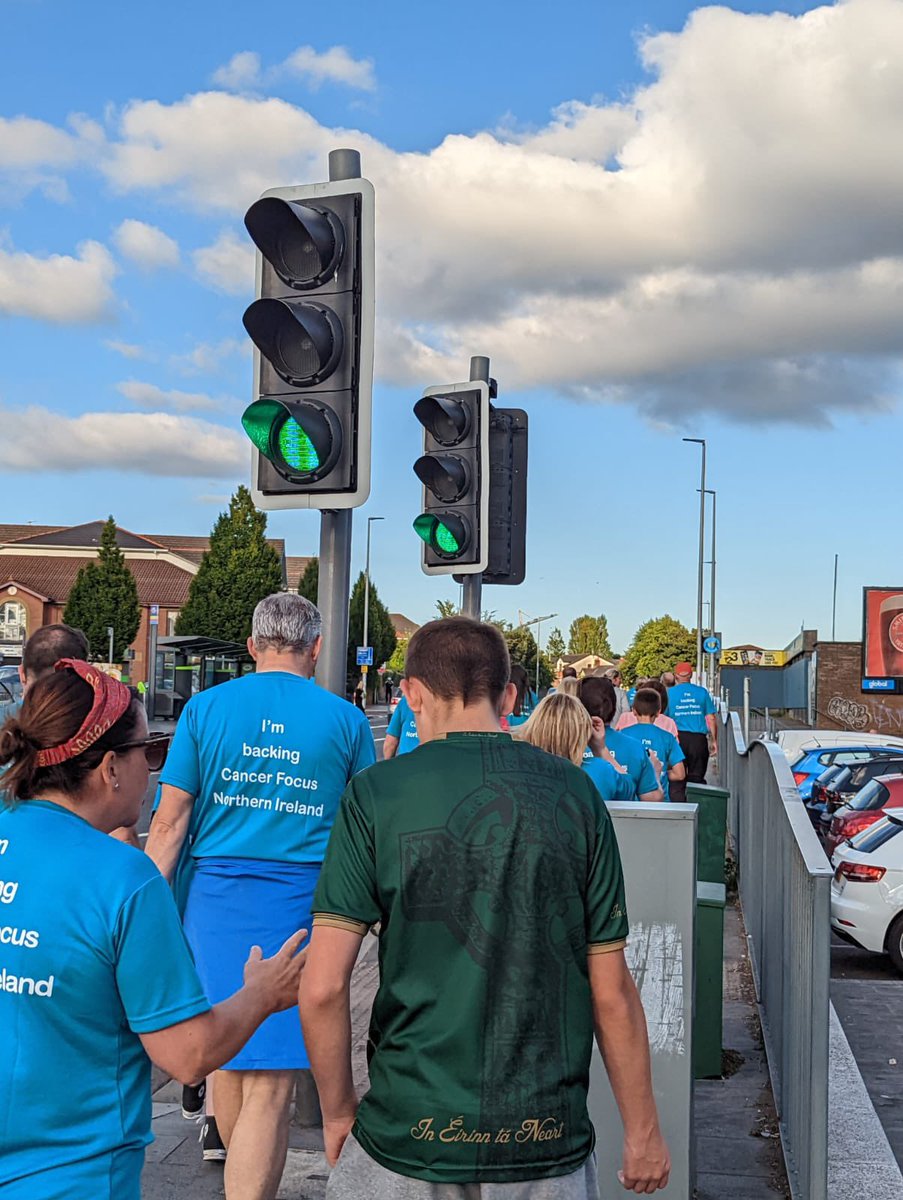 four_gears's tweet photo. The Four Gears team are out and about this evening in support of Cancer Focus Northern Ireland as part of the fundraising walk in memory of Jennifer Bennett.

In memory of Jennifer Bennett 💙

To donate -

https://t.co/edIKXRyJwY

#50to50challenge #awareness https://t.co/yPRuPGwPK0
