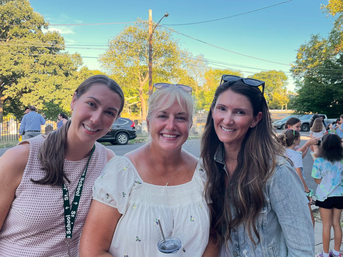 rob06615's tweet photo. St. James Welcome Back to School Picnic was a wonderful community event to launch the new school year. Beautiful weather was an added bonus! https://t.co/JPRoyTZAGU