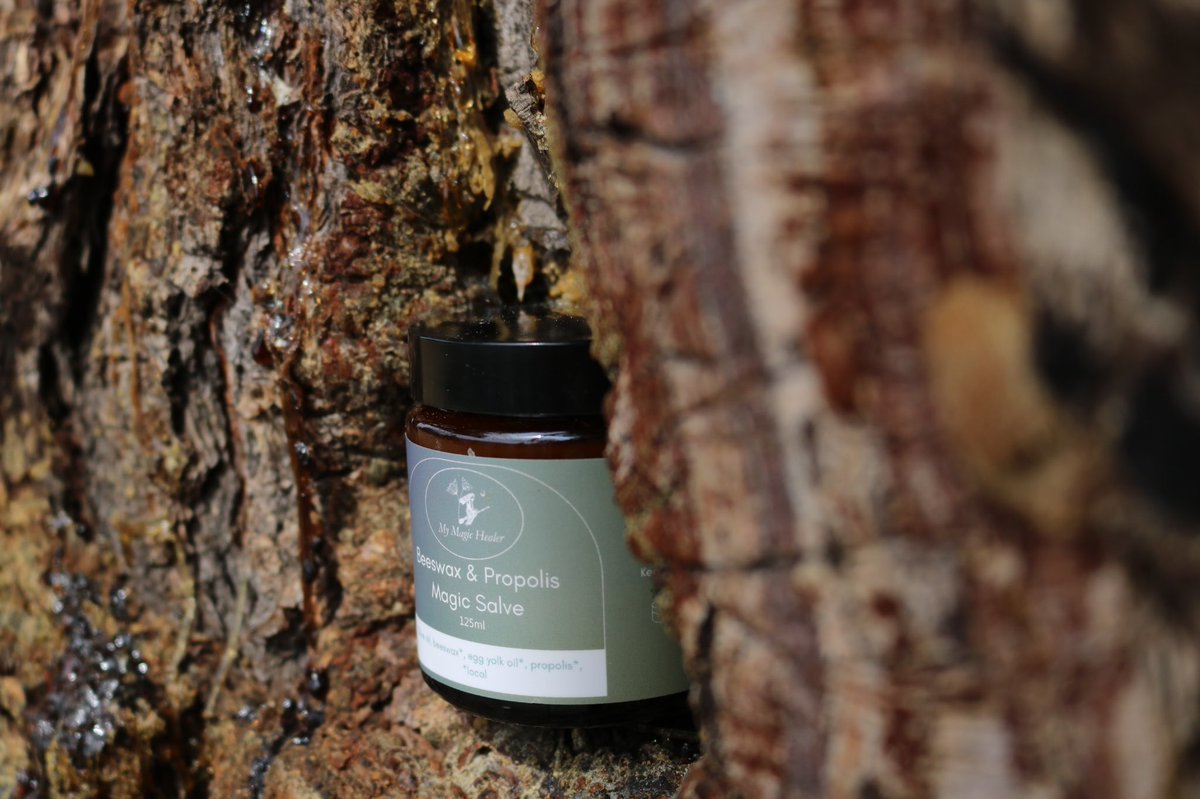 mymagichealer's tweet photo. Propolis is an antibacterial, antiseptic, anti-inflammatory compound. Ideal to help heal extremely dry, irritated, or cracked skin and various other skin inflammation and irritation problems.#lifechangingskincare #mymagichealer #magicsalve #propolissalve  #staph #staphylococcus https://t.co/d2ZlXS34kX