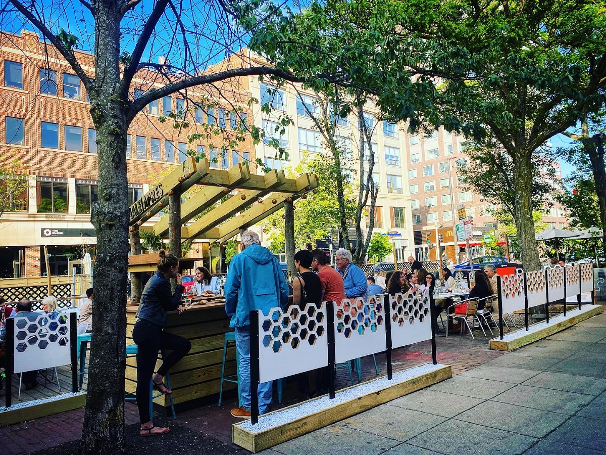 It’s #NationalEatOutsideDay and our friends over at <a href="/vialecambridge/">Viale</a> want to help you celebrate the occasion on their fantastic outdoor patio. Located in the heart of Central Square in Cambridge, MA - make a reservation today! vialecambridge.com