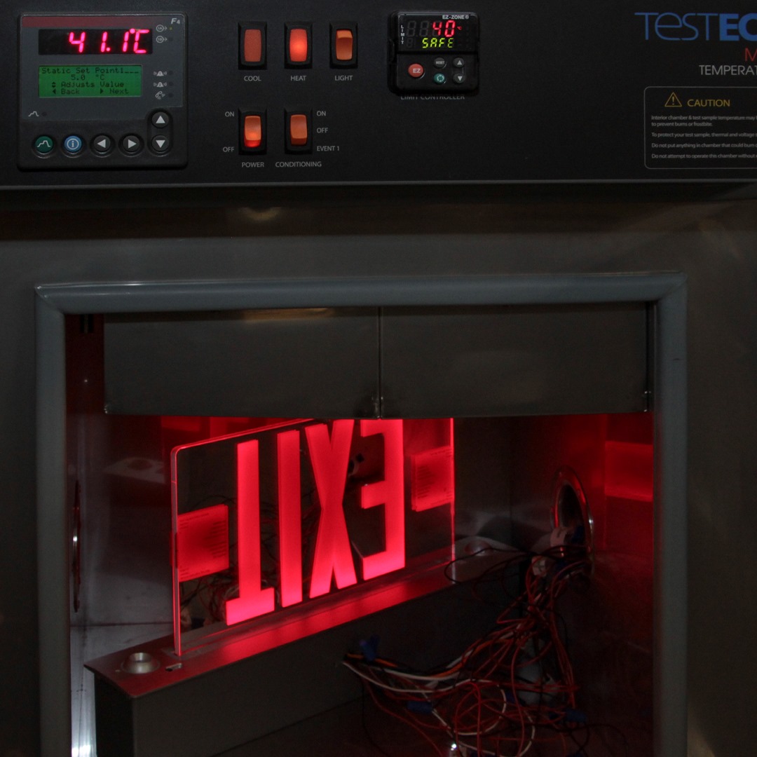 BarronLighting's tweet photo. Our environmental chambers allow us to simulate the harshest weather conditions, with temperatures ranging from -70°C to 190°C (-94°F to 374°F) and 5% to 95% Relative Humidity.
.
.
.
.
.
#testing #ulcertified #electonicslab #commerciallighting #exitsigns #barronlighting https://t.co/fxAu3ti5EJ
