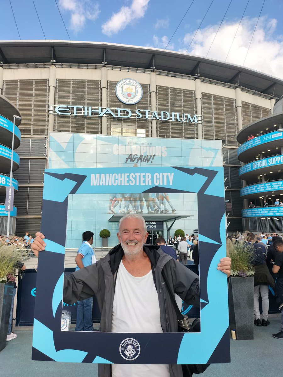 A Pint With Peter tweet media