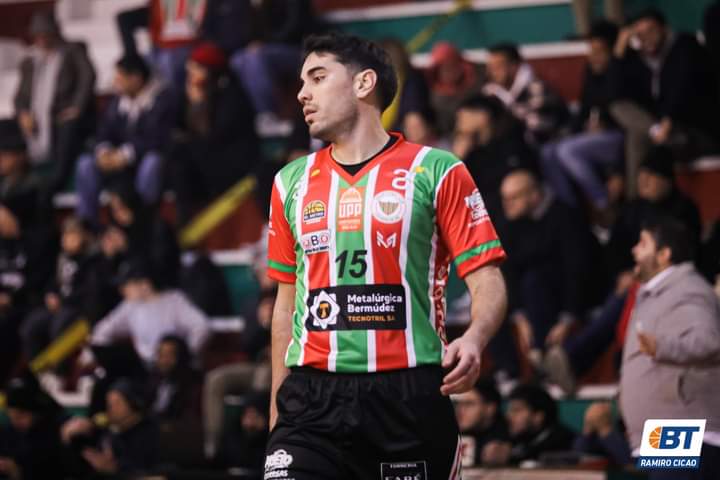 ANDRES ARISTIMUÑO #️⃣1️⃣5️⃣ Buen aporte en la victoria de <a href="/ColonFc/">Colón Fútbol Club</a> vs <a href="/CSCapitol/">Club Sportivo Capitol</a> por @ElMetro_Uy 75-66
📊: 12pts 6reb 3asist 2rec +8 VAL14 en 27:00 
#Metro2022🇺🇾 || #TeamRoca🏀
📷 <a href="/BasquetTotal/">Basquet Total</a> <a href="/ramirocicao/">Ramiro Cicao</a>