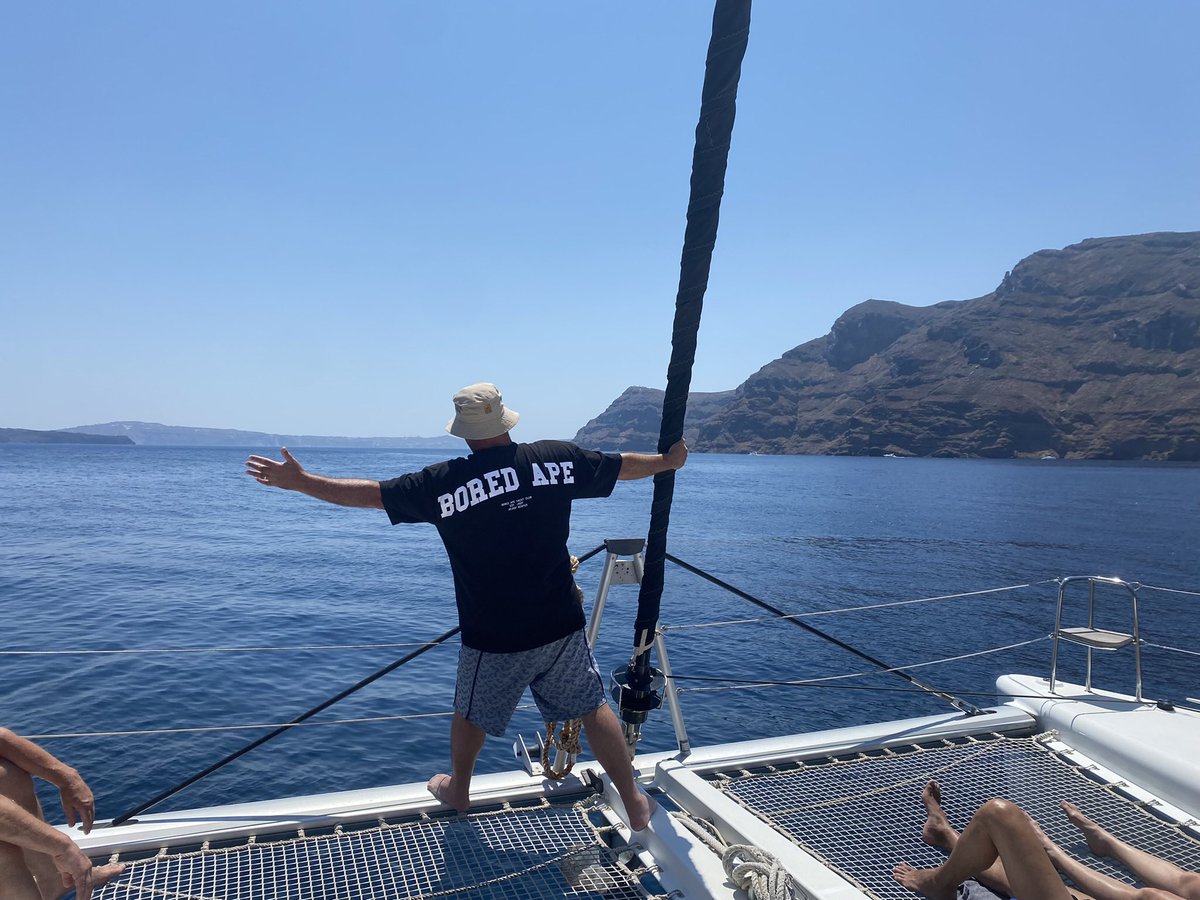 Asaf_Tsur's tweet photo. Adiós Santorini, Let the ride continue @BoredApeYC https://t.co/UZWNtjLaxq