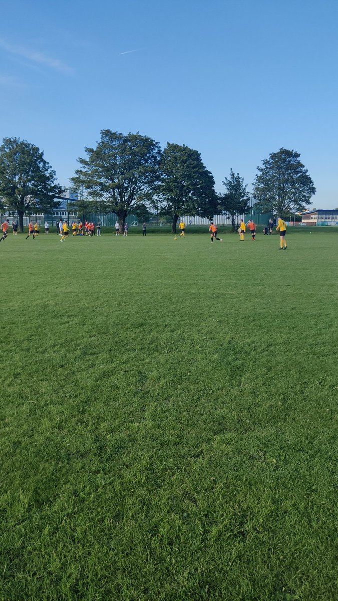 Scottish cup first round this evening against Newshot AFC. Just kicked of at KGV Renfrew.