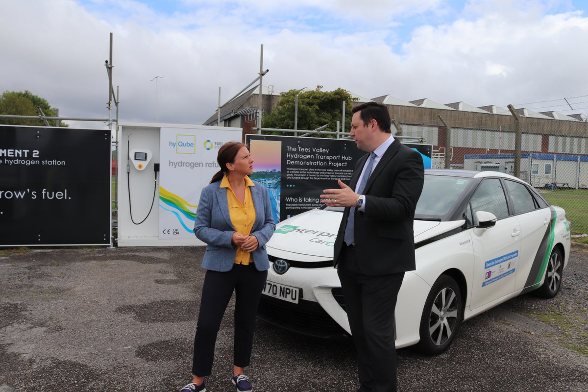 Great to have the Transport Minister up in Teesside to chat hydrogen. 🗣

Teesside is the UK’s first hydrogen transport hub, meaning R&amp;D into hydrogen transport tech is happening here.

Leading on the hydrogen agenda = more investment for our region. 💪