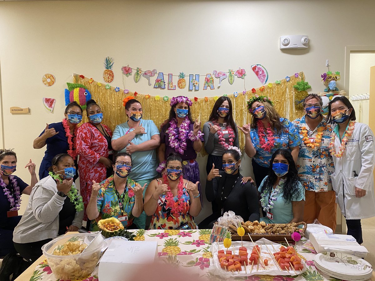 jomako's tweet photo. End of Summer Luau @BrownEndocrine https://t.co/Y1dKXZf0dx