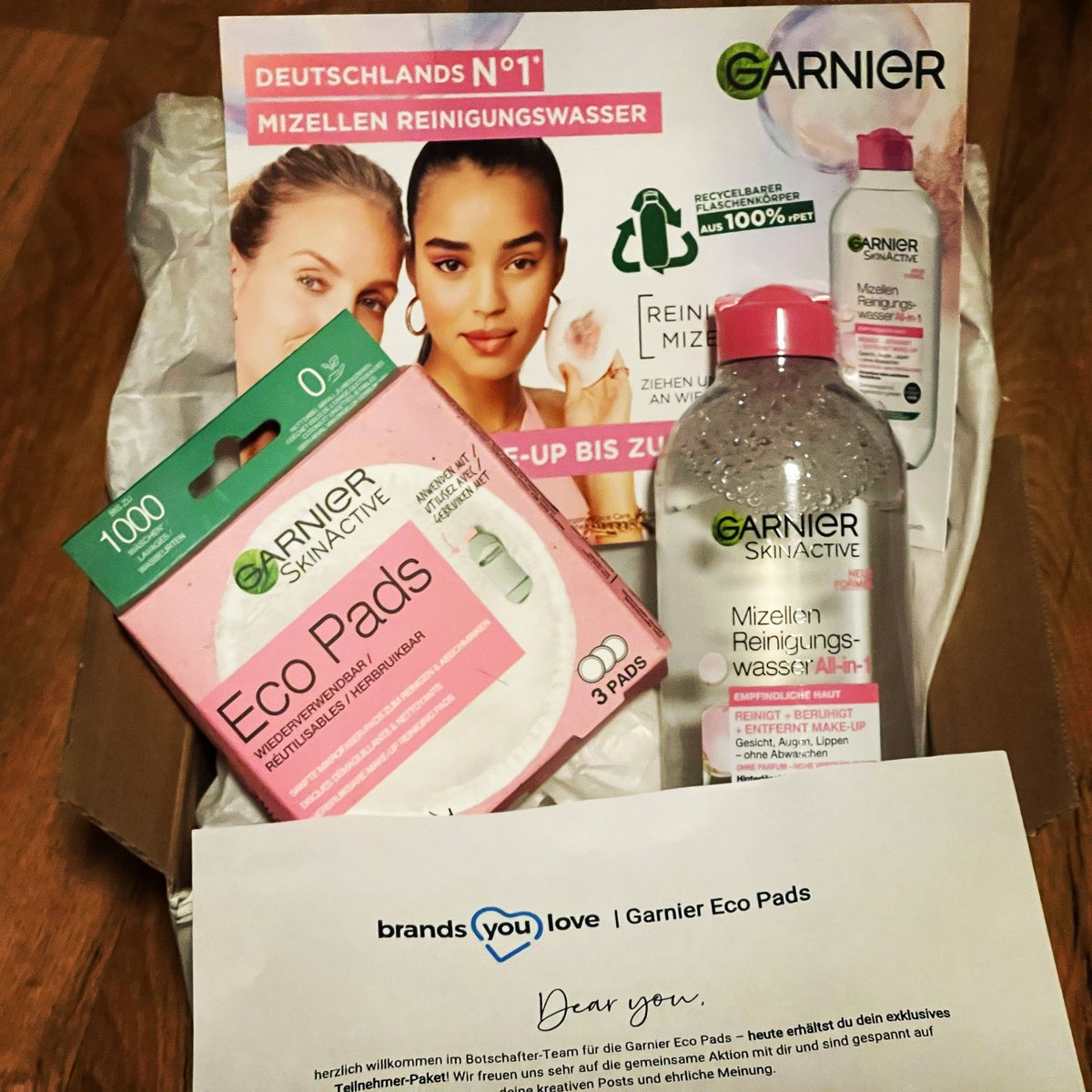 punktonella's tweet photo. "Werbung"
Über brandsyoulove darf ich die Eco Pads und das Mizellenwasser von Garnier testen 😃
#makethechangetoday #ecopads #filteroff #bylmeetsecopads #produkttest #produkttester #mizellenwasser #gesichtsreinigung #abschminkpads #abschminken https://t.co/3auPibFACM