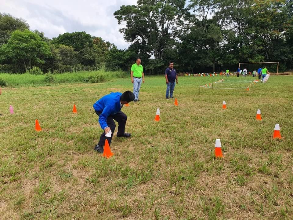 CecyteHuautla's tweet photo. 🏃🏻‍♀️🏃🏻‍♂️ El día de hoy, como parte de la bienvenida a las alumnas y alumnos de nuevo ingreso, se realiza el Rally deportivo en las instalaciones del plantel, con la participación de todo el colectivo.

🎊 Enhorabuena para los nuevos integrantes.

#CECyTEHConTodo https://t.co/HbLz09sWmq