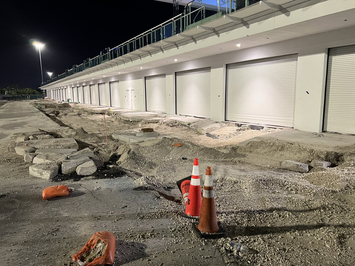 WFOJoe's tweet photo. They’ve removed the concrete in front of the garages at the #MiamiF1 track. #F1 #F1Miami #Soflolife @HardRockStadium https://t.co/h9U5fizdhY