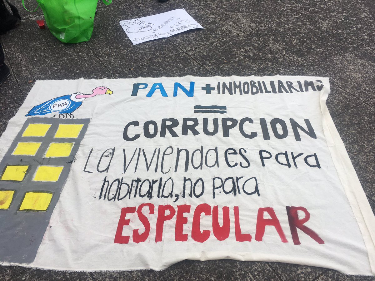 CVeranes's tweet photo. En contra de #corrupciónBJ  justicia para #Xoco , cierre Av Municipio Libre y División del Norte https://t.co/mLSwanOyGx