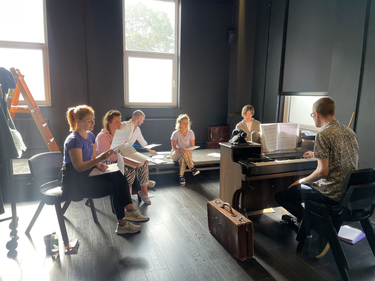 So this week marks the start of a new adventure, on a familiar project! Thrilled to be “re” joining <a href="/TheRSC/">The RSC</a> &amp; <a href="/cunardline/">cunardline</a> project as Assistant Director. 🎉😍