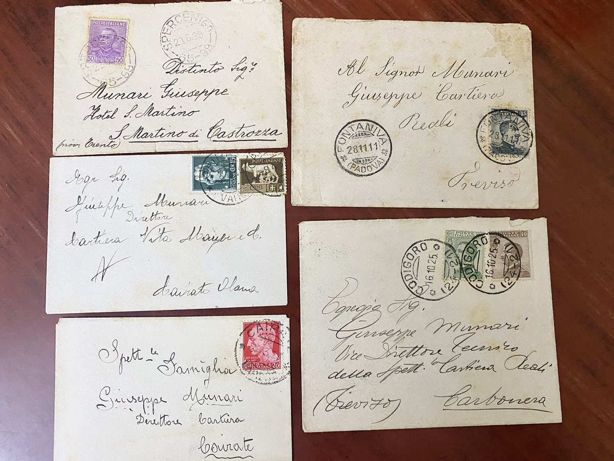 BharathSBTL40's tweet photo. Sneak peek of my childhood stamps collection🤘🏻..Have 1000+ old stamp from different countries..Not sure what these are worth in the present day Digital world😅..Also have letters that are more than 100 years old 🤩#stamps #philately #Antique #stampcollections https://t.co/uCCtrjI6Su
