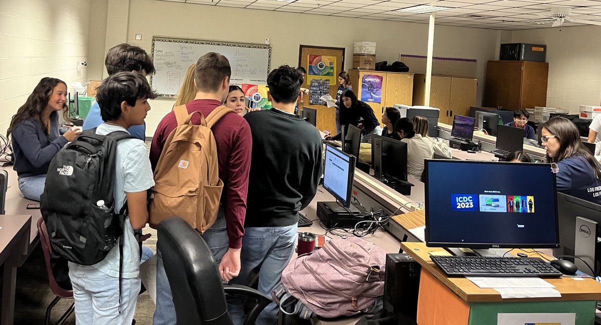 Los Fresnos High School DECA tweet media