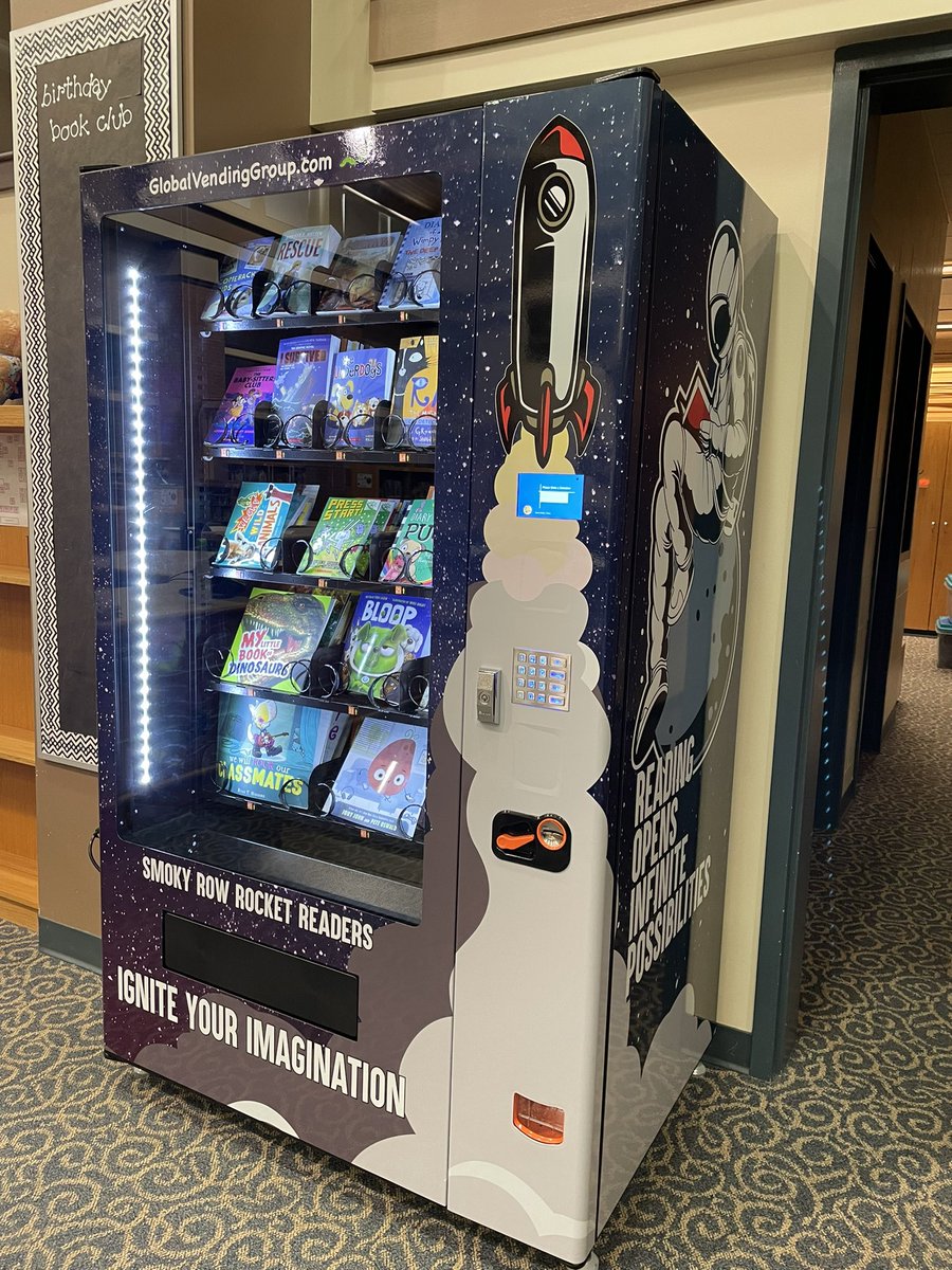Our first <a href="/SmokyRow1/">Smoky Row Elementary</a> Rocket received a book for being a leader today! Thanks <a href="/SREPTO/">SRE PTO</a> for joining us in celebrating leaders and readers in the Media Center! 🚀📚