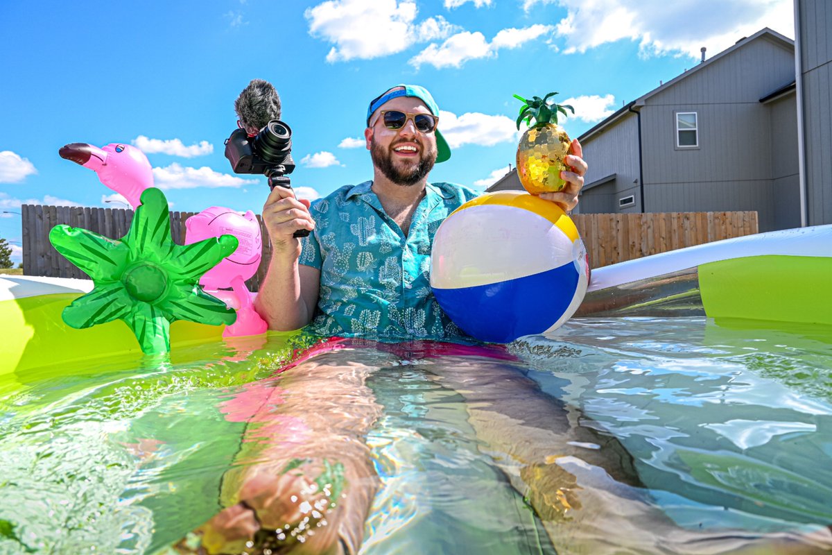 LEGIQN's tweet photo. Summer's nearly over, but my @NikonUSA partnership is sticking around! GAS ME UP! ⛽️🔥

Grab the BEST streaming camera here:  https://t.co/wyUXk03YQB #ad #Nikon #NikonCreators #Z30 https://t.co/YJ8CmCWxYE