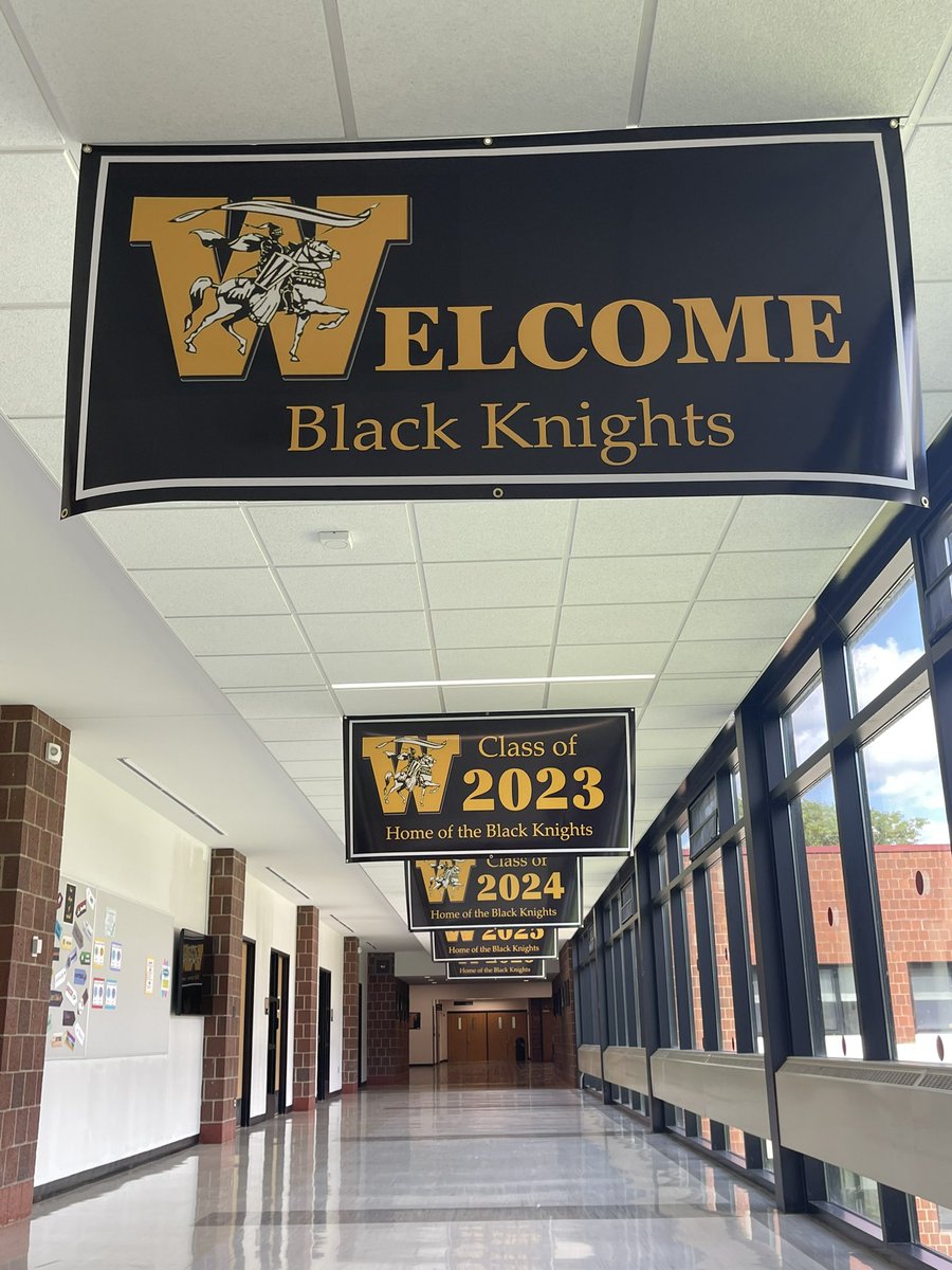 We are ready to welcome back our Black Knights to the high school!  #BlackKnightPride <a href="/Windsor_CSD/">Windsor Schools</a> <a href="/WBKANDREWS/">Dr. Jason A. Andrews</a>