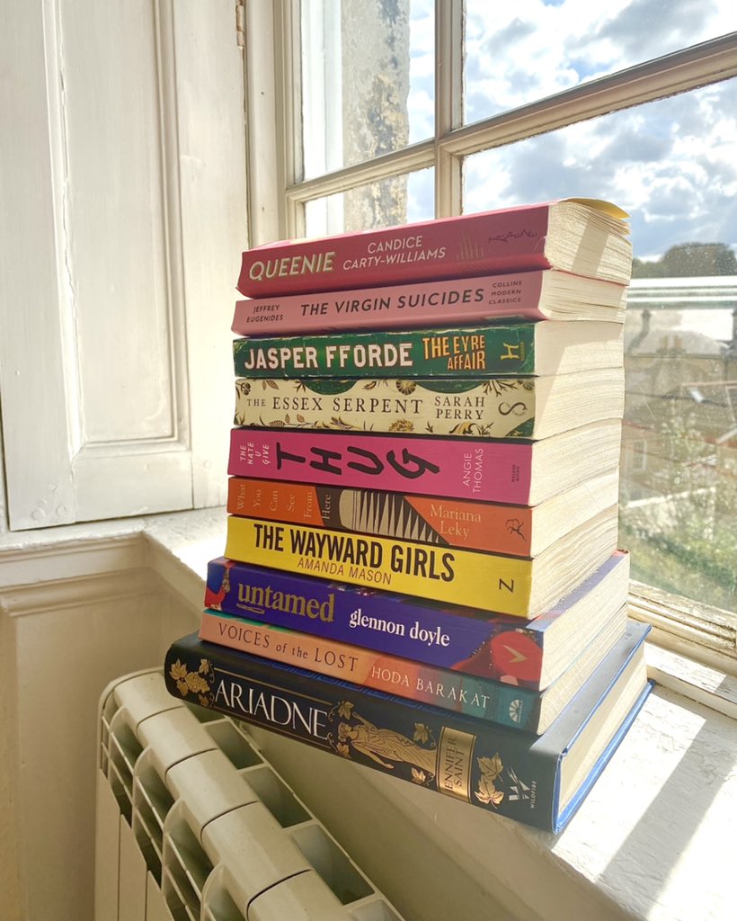 MissIsobelKate's tweet photo. 6 weeks, 10 reads and I don’t know how many pages later and I am ready to start the new year tomorrow. 

Bring it. https://t.co/RtKRLGFBR6
