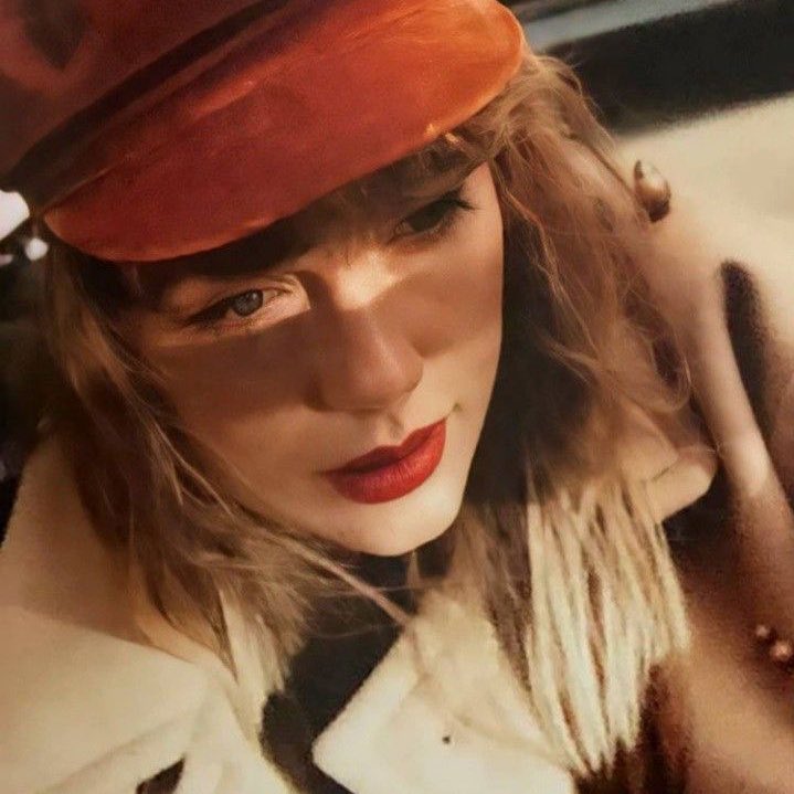 louaylorthinker's tweet photo. 🎸🧣 https://t.co/KTrLo77P2p