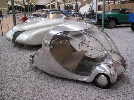 L'Œuf électrique (the Electric Egg) by #PaulArzens an #ElectricVehicle from #France made in 1942