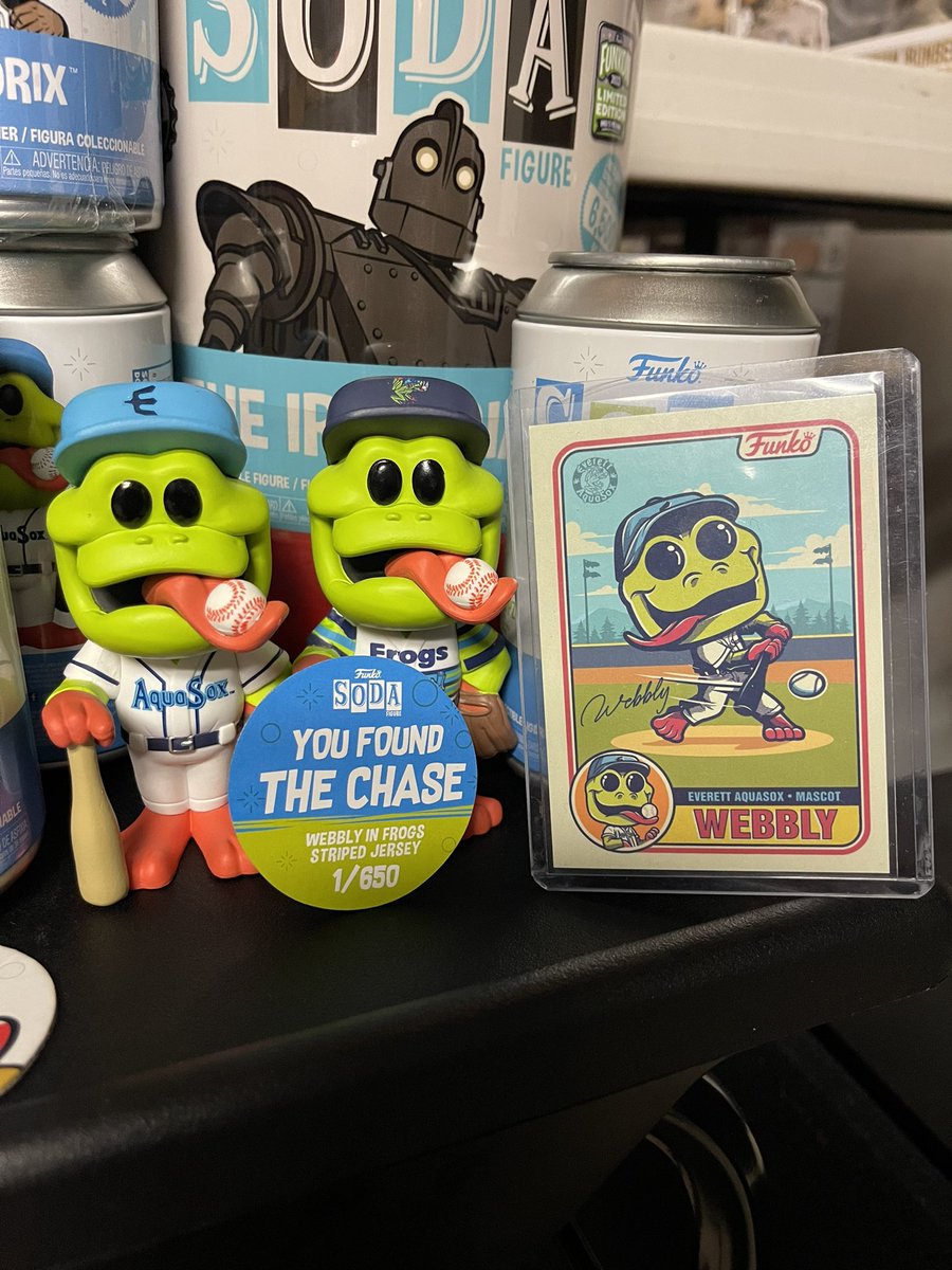 ThePopGoblin's tweet photo. I have two Webbly Bundles I’m letting go at my whatnot show tonight! Pre bidding is now available! Show starts at 6pm PST. Here’s a link! Don’t miss it! https://t.co/lckPKNbr17 #funko #funkopop #FunkoSoda #webbly #aquasox #funkofield #collectables #FunkoPOPNews #funkofamily https://t.co/TwGhMe5Muq