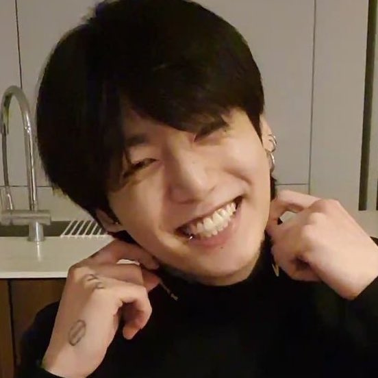 так сильно вырос, а улыбка все та же