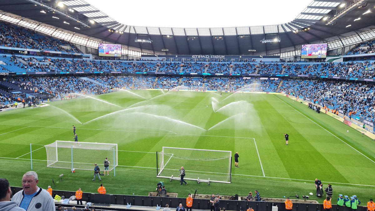 Another game in the wrong end but only 5 seats away from the good guys #COYR