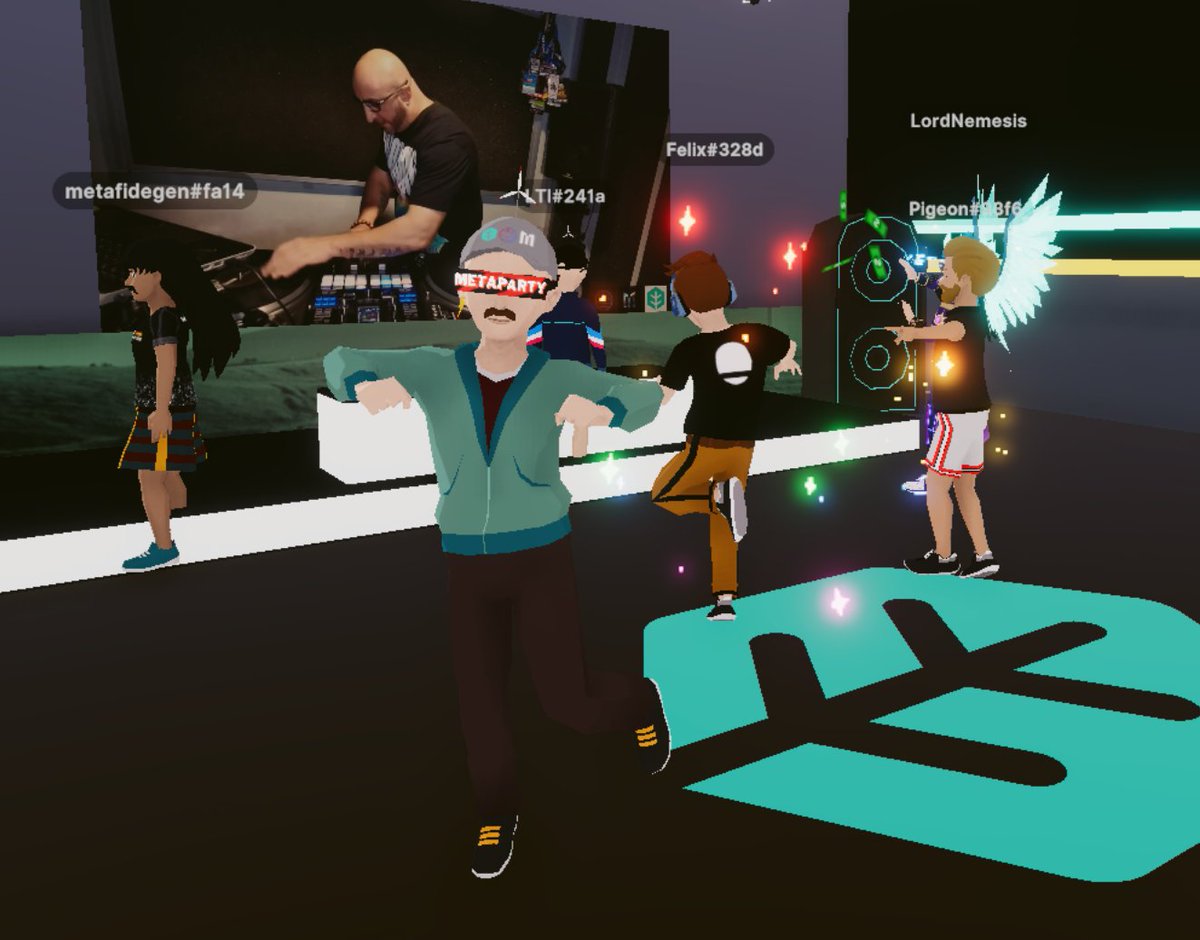 NR_verse tweet media