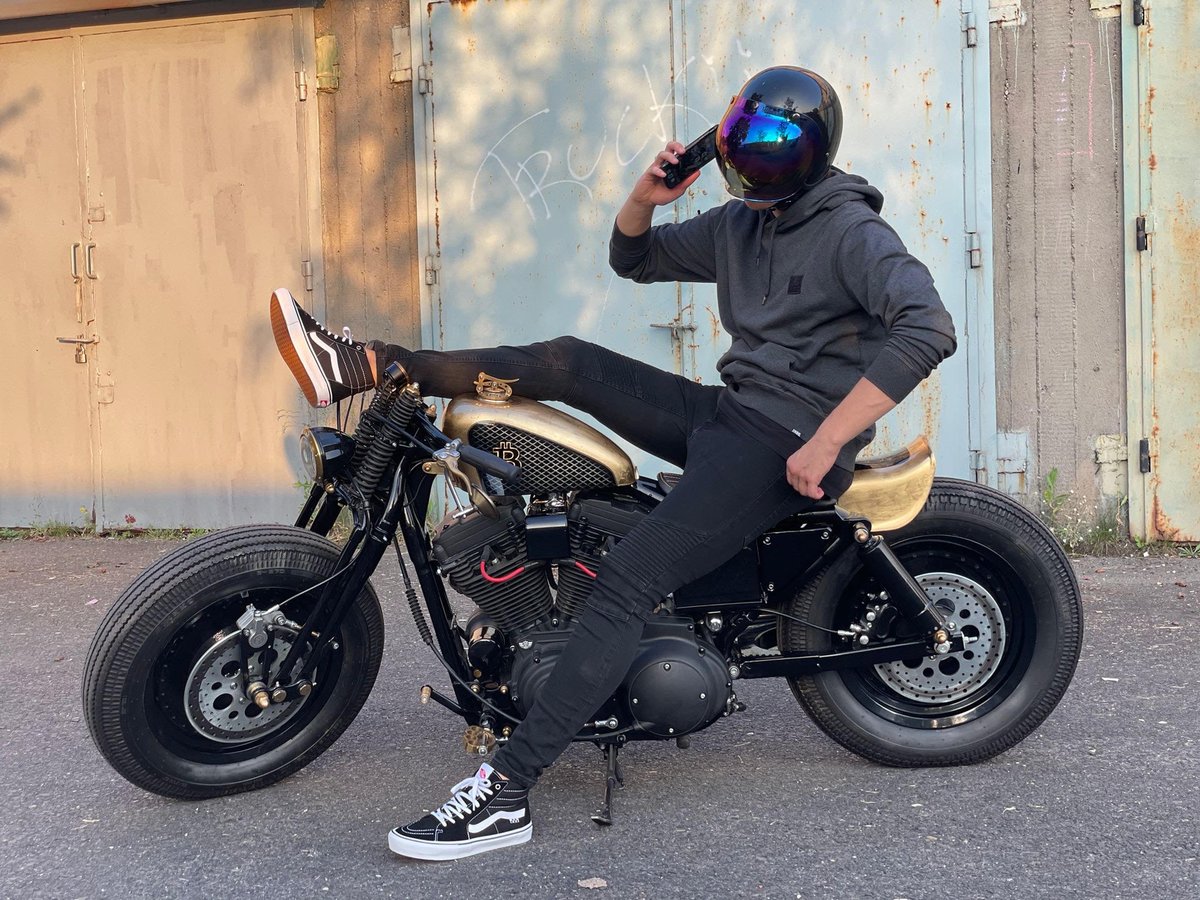 RottenRatCity's tweet image. - Hello?!  Yes, I have a real utility, not some crap.
 Where?!!!! Bro… I&apos;m sitting on it 😎
 ☢️☢️☢️☢️☢️☢️☢️☢️☢️☢️☢️☢️☢️☢️
⬇️💀🐍
MINT: rottenratcity.io/mint

#NFTutilities  #NFTusecases #NFTGiveaway 
#NFTmotorcycle #CryptoBikes #Crypto