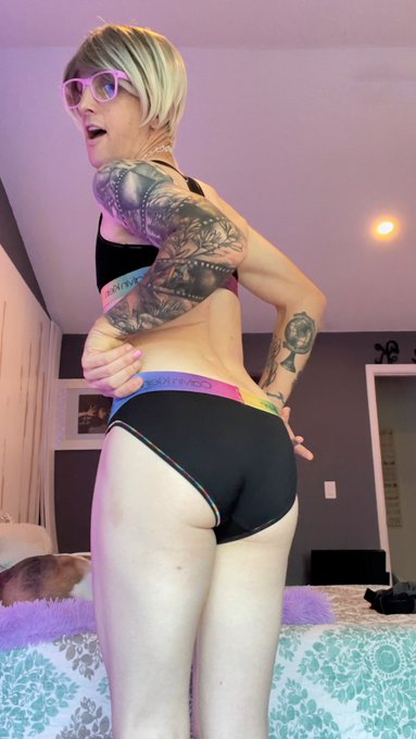 I forgot to mention it&rsquo;s new panty and bra day! Just a good excuse to post more photos hehe #sissy #sissybooty<a href="/tag/sissy"class="tags"><span>#sissy</span></a><a href="/tag/sissygurl"class="tags"><span>#sissygurl</span></a><a href="/tag/sissychastity"class="tags"><span>#sissychastity</span></a><a href="/tag/sissylife"class="tags"><span>#sissylife</span></a><a href="/tag/sissybooty"class="tags"><span>#sissybooty</span></a>