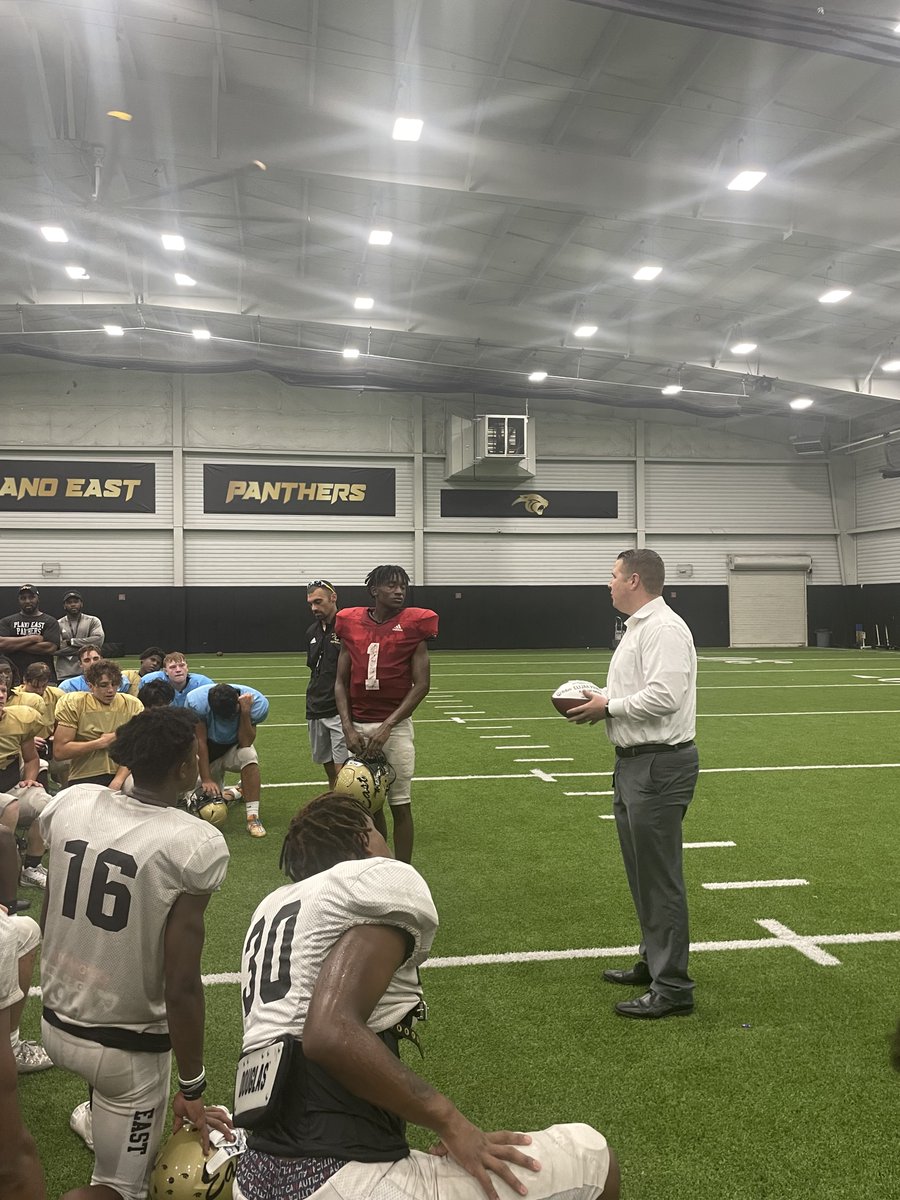 dctf's tweet photo. Congrats to @PlanoEastFB's Elijah Prince for being a DCTF Impactful Leadership Award recipient presented by @fnbo!

https://t.co/taZXEtEyB2 | #txhsfb #DCTF 

@EastPanthers1 @Qb_Prince_15 @PESHsports @tonybenedetto19 @PESH_Athletics https://t.co/jXt01XeZjR