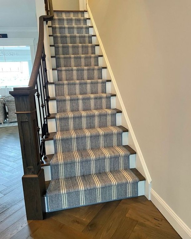 stantondesignco's tweet photo. Las Palmas looking picture-perfect as a runner! 🤩🤩
View All Colors: https://t.co/E4LoALaaJ0
@nardini_custom #decorator #design #homedesign #designer #designinspiration #homedecor #stairs #stairrunner #stairrunners #blue #bluedesign #wool #woolcarpet #woolcarpets #bluecarpet https://t.co/AKiHbjtxlH