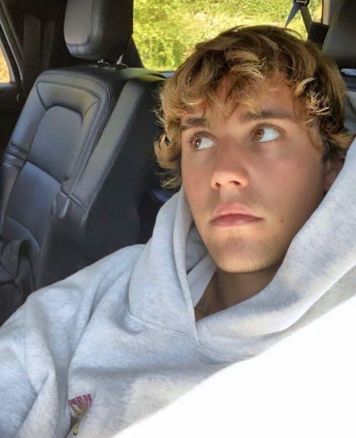 drewgIows's tweet photo. te amo justin bieber con personalidad de golden retriever https://t.co/LD5hlIT5NL