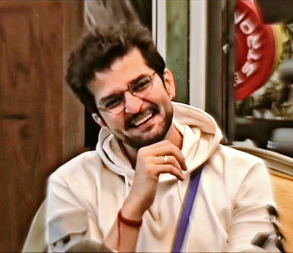 Raq_admirer's tweet photo. You matter and your smile matters!
Bas aise hi haste rehna!<33

HBD RAQESH BAPAT https://t.co/TRdgLC6SQw
