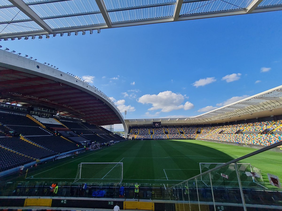 Im_Steph12's tweet image. Not the best first game of the season at the stadium. So much to say but better keep the words and hope for an improvement for the next game.