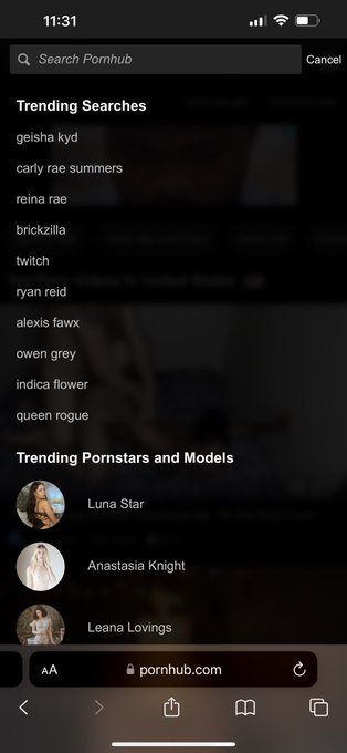 trending on the hub😈😈 https://t.co/DaSTMTOF2D