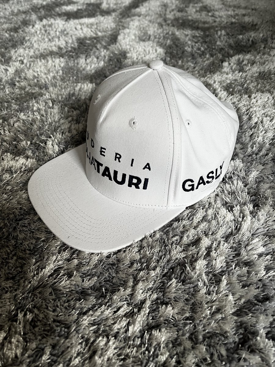 charleylouisef1's tweet photo. 🏁 GIVEAWAY 🏁

I have this Pierre Gasly cap from last season which is just sitting in my wardrobe 😔 I would love for it to go to someone who will actually wear it/display it etc! 

all you have to do is retweet &amp; follow and i’ll randomly generate a winner on Friday! ☺️ https://t.co/mWSWWxrkQM