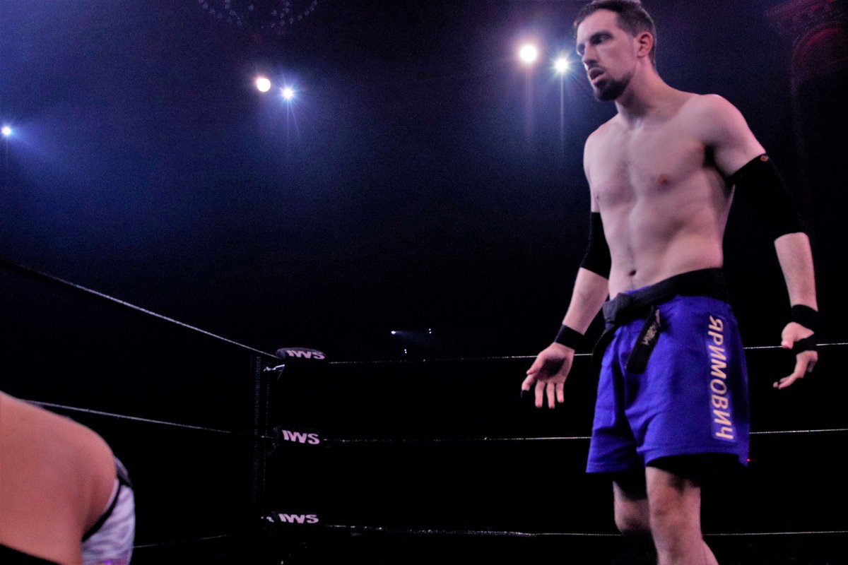 NYallthetime's tweet photo. "Judo Throw Tuesday" can we make that a thing🤷

📸: @thezackdelusion
(@iwshardcore @olympiamontreal)

#prowrestling #indiewrestling #luttequebec #IWS #Scaredforlife #bloodstream #judo #blackbelt #taiotoshi #korean #fightnetwork #Japanese #martialarts #biggestiwsshowever https://t.co/yJeNqaTe2s
