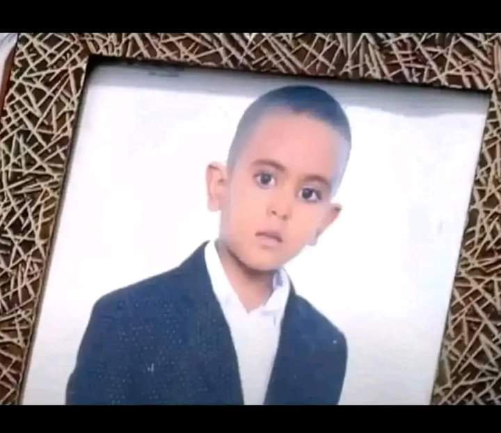 MellathM's tweet photo. #TigrayGenocide 💔💔😭😭
#MekelleUnderDronesAttack 
#StopBombinginTigray
#TigrayUnderAttack 
#StopWarOnTigray
#MikeHammerUSA
#SecBlinken
#Worldactnow
This is the 10 yr old baby, died by Air Strike bombing in children playground in School. His sister also in hospital suffered.💔😭 https://t.co/OVBh6NftXs