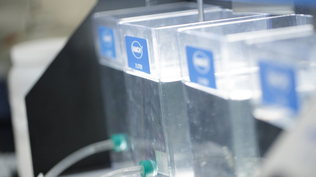 EGTechCollege's tweet photo. Why is water quality management important? 

Water is the driving force of all life.  Water Quality Management is an industry built around maintaining public and environmental health by treating drinking water and wastewater.

Learn more: https://t.co/oxx6ITWLMi 

#emilygriffith https://t.co/mBnaS4dgzb