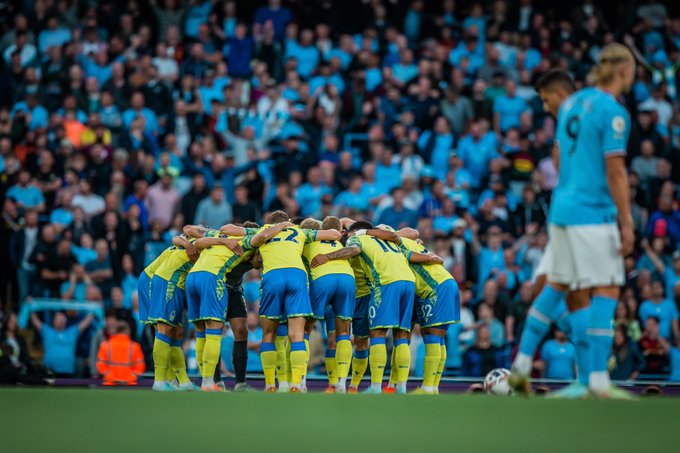 Forest in a pre-match huddle at the Etihad.