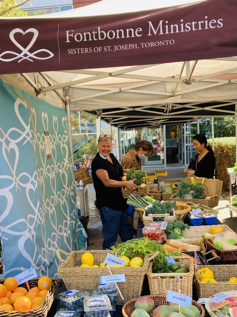 lovetoeatndrink's tweet photo. A big hello to Elizabeth #goodfoodmarket ⁦@RiversideBIA⁩ every Wednesday afternoon ⁦@FontbonneMin⁩ @haggisracer ⁦@PaulDeCampo⁩ https://t.co/MiUyzMztHG