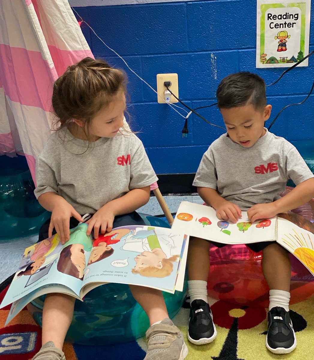 SMSCrusader's tweet photo. Their minds are like gardens and Ms. Ro and Mrs. Gomez are helping to plant the seeds in PreK. Flowers are soon to grow! 💐 #WeLoveSMS #SMSmatters https://t.co/6r88BFyD9i
