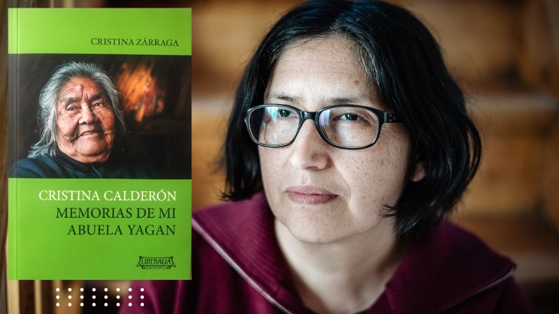 vuelanlasplumas's tweet photo. “No me siento chilena. Me siento yagan”, dice Cristina Zárraga,nieta de Cristina Calderón. Su abuela la conectó con su historia familiar y hoy, publica este libro indispensable para entender a su abuela y a ella misma. @uchileradio 17h. Conduce: @vivian_lavin @LiberaliaEd https://t.co/ncjRX08OAO